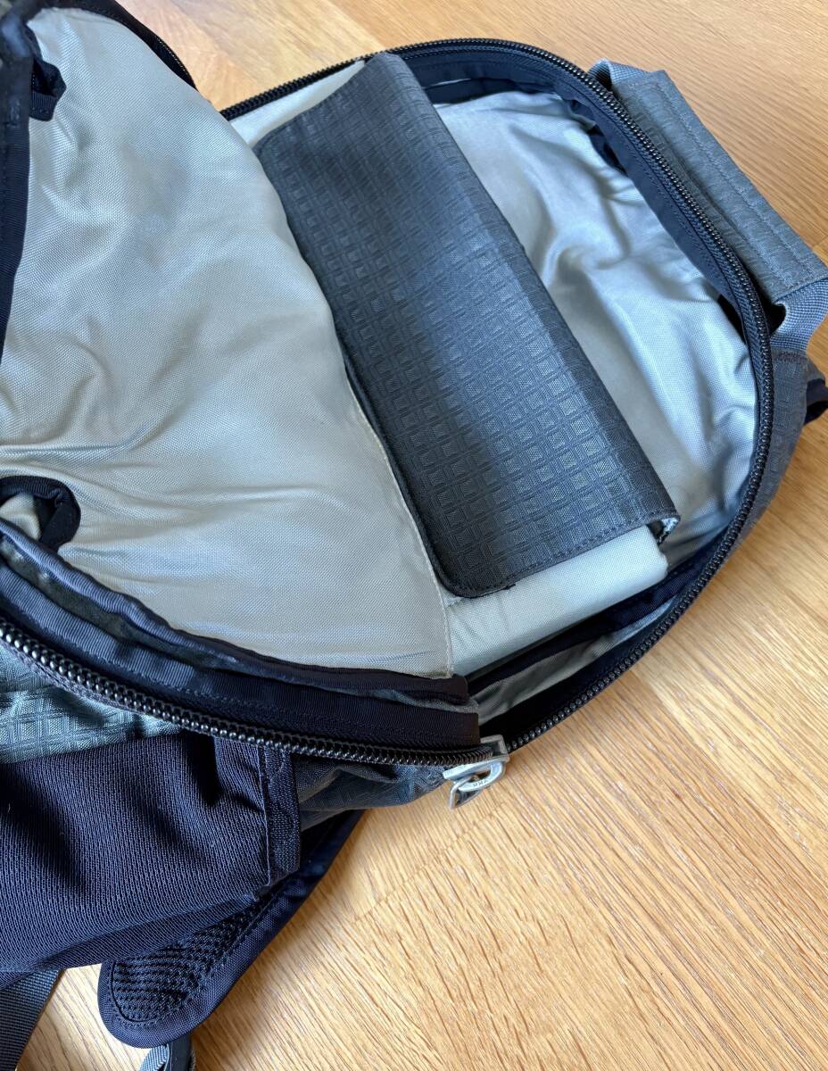 パタゴニア patagonia ライトワイヤーバックパック(パタゴニア)｜売買
