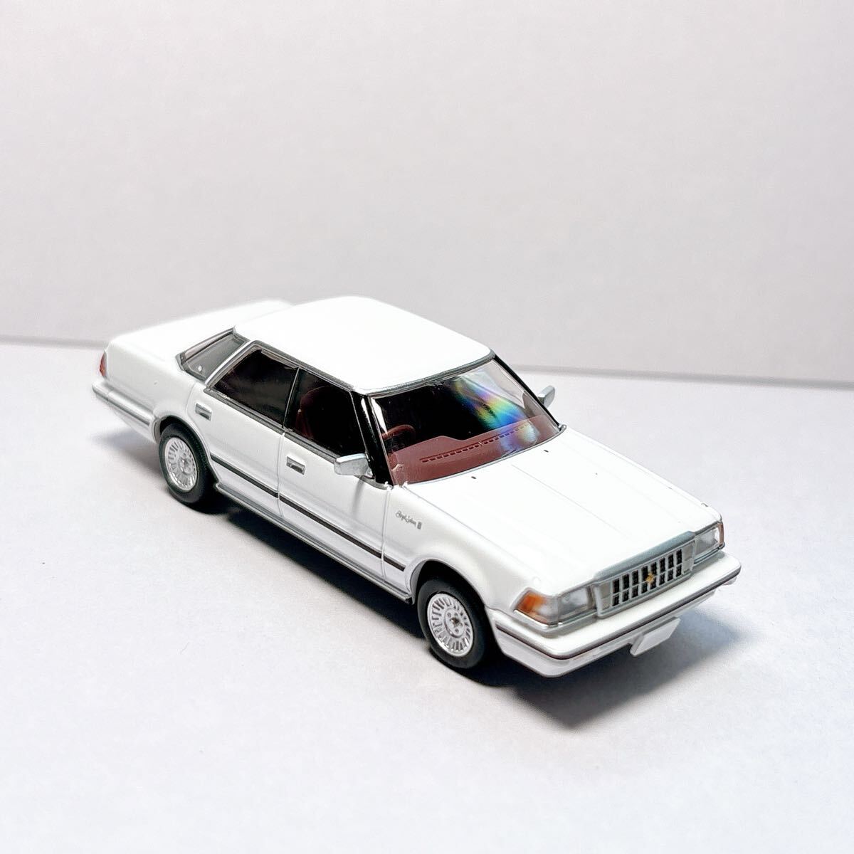 トミカリミテッドヴィンテージネオ トヨタクラウン ハードトップ 3.0