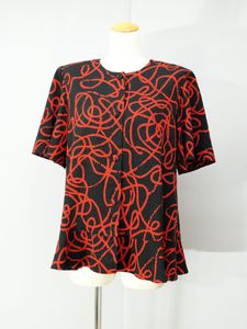 美品 詩仙堂 ちりめん織り総柄ペプラム風半袖ブラウスジャケット 黒赤 rl462