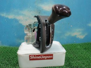 RR1 ホンダ　エリシオンG　シフトゲート　シフトレバー　セレクトレバー　茶木目 ＆ ブラ