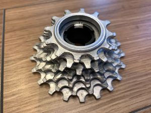 SUNTOUR サンツアー WINNER ウイナー 7 速 s 12 - 21 t ボスフリー スプロケット