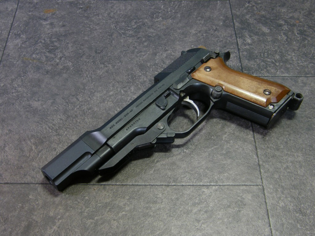 MGCガスガン・M93RーHG（ホップなし、ブローバックなし固定スライド）旧型マガジンタイプ_1