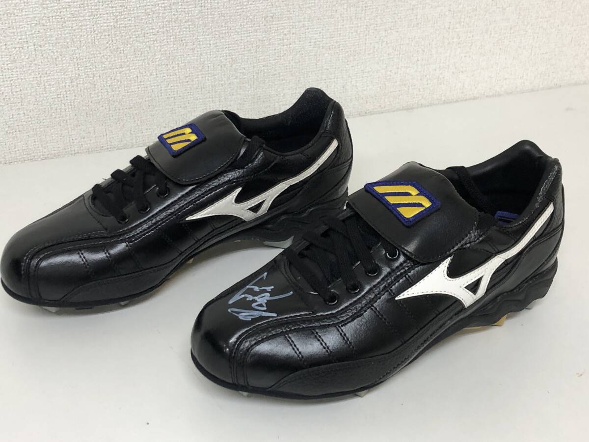 未使用品】中嶋 聡 直筆サイン入り ミズノ ソフトボール用スパイク