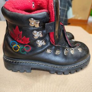 roots athletics トレッキングシューズ 24.5 5B104