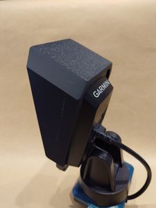 ガーミン ストライカー4用の日除け グレアシールド！GARMIN！送料無料！