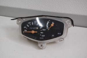 アドレス V125s メーターのYahoo!オークション(旧ヤフオク!)の相場