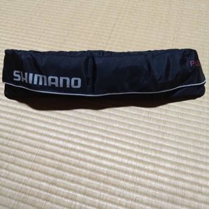 シマノ　ライフジャケット　自動膨張　