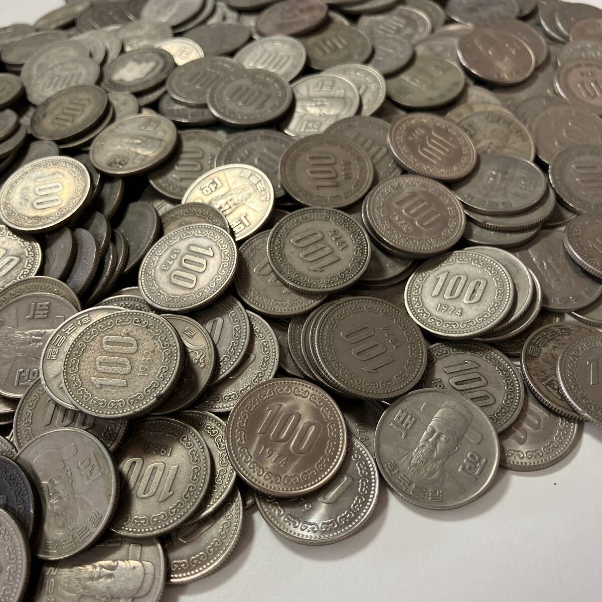 100ウォン硬貨の値段と価格推移は？｜4件の売買データから100ウォン