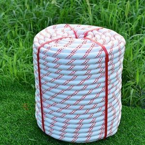 レジャーボートの係船索やアンカーロープ、土木 建築 工事等、幅広い用途（汎用性）船舶