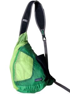 patagonia パタゴニア 11s ライトウェイト トラベル スリング ショルダーバッグ ボディバ