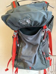 MOUNTAIN HARDWEAR　マウンテンハードウェアScrambler RT40 OutDry スクランブラーRT40