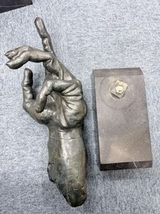 ブロンズの値段と価格推移は？｜6661件の売買データからブロンズの価値