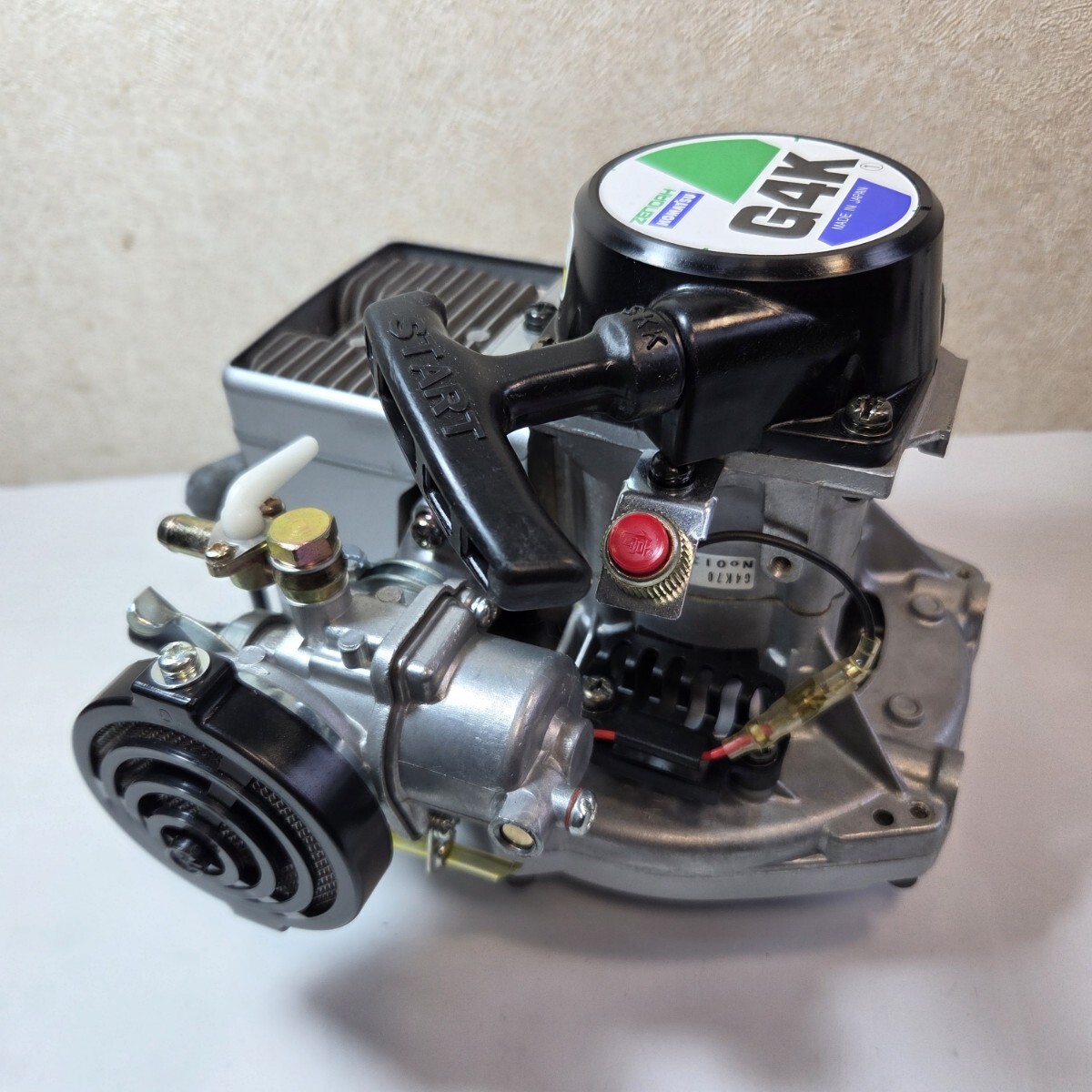 ポケバイ エンジン KOMATSU 「ZENOAH ENGINE G4K 」コマツ ゼノア 41.5