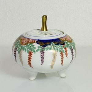 有田焼 曲水の値段と価格推移は？｜3件の売買データから有田焼 曲水の