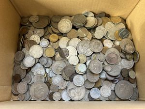 外国硬貨　日本古銭　貨幣　硬貨　記念　他　いろいろ　約10.8kg 外国硬貨のYahoo!オークション(旧ヤフオク!)の相場・価格を見る｜Yahoo