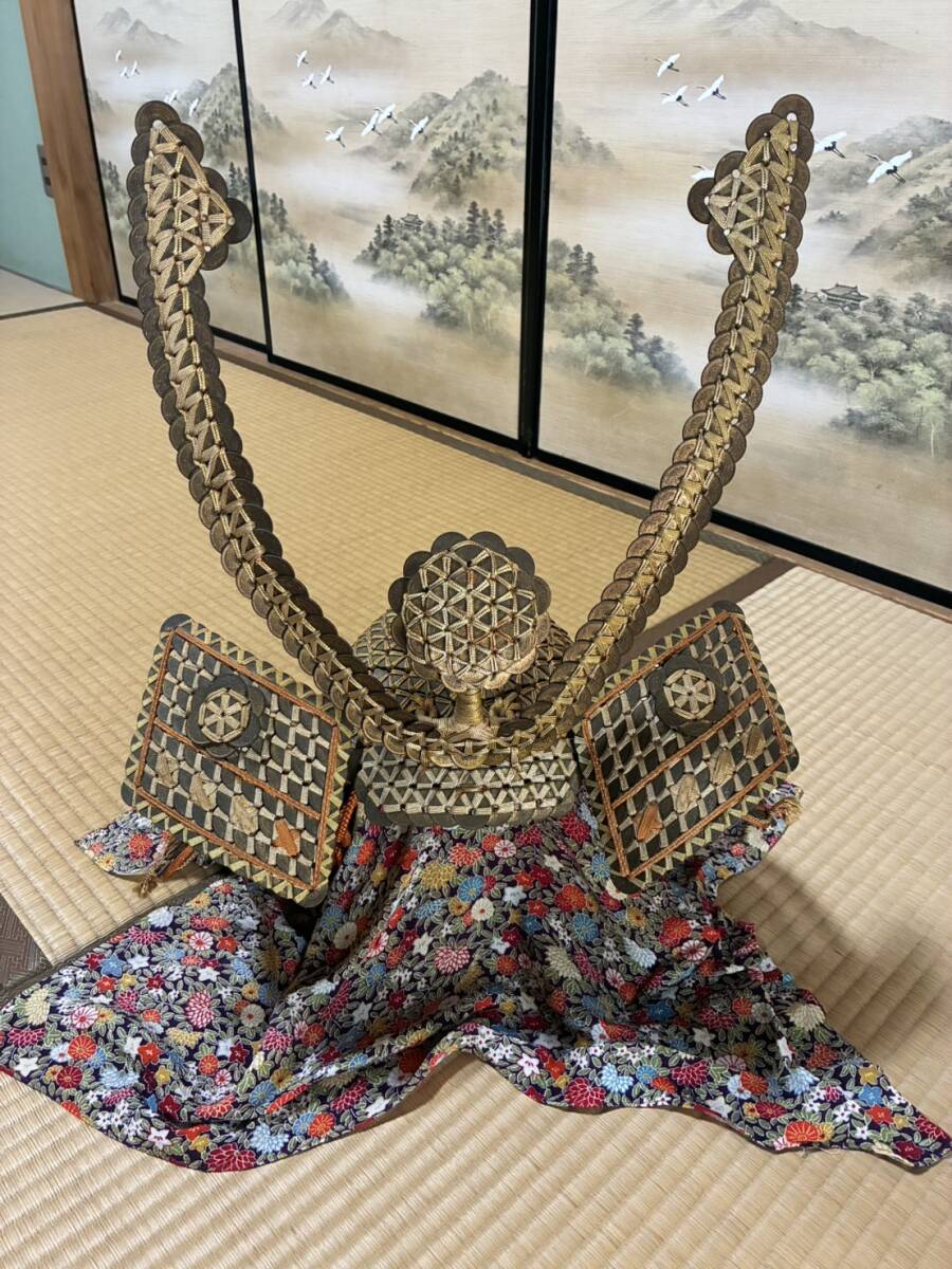 5円玉置物 兜 希少 五円玉兜 約1100枚以上 本体重量5.4kg 送料無料 5月