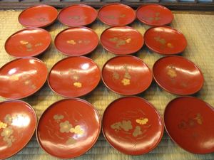 朱 輪島塗のYahoo!オークション(旧ヤフオク!)の相場・価格を見る