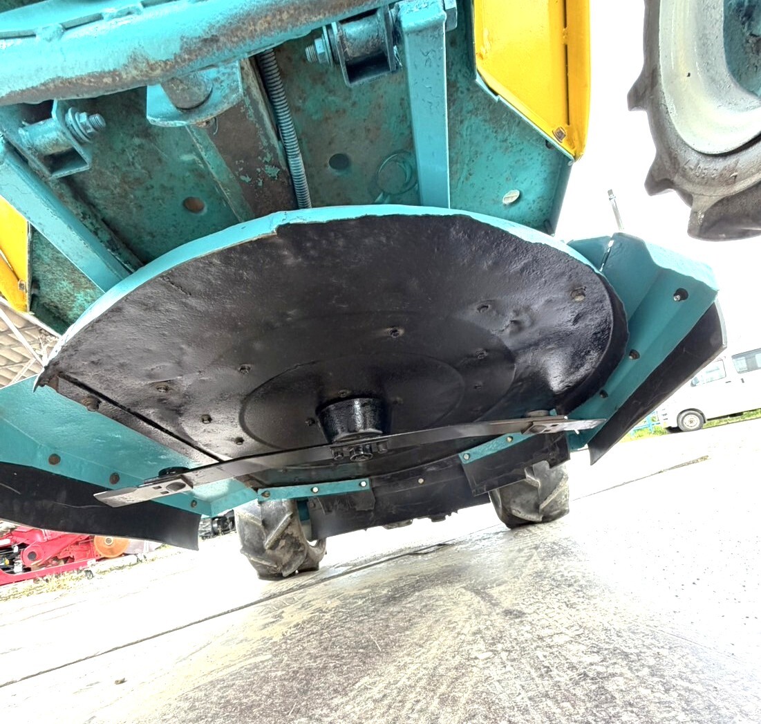 筑水キャニコム CLM1304 乗用草刈機 くさかりまさお エンジンクボタ13