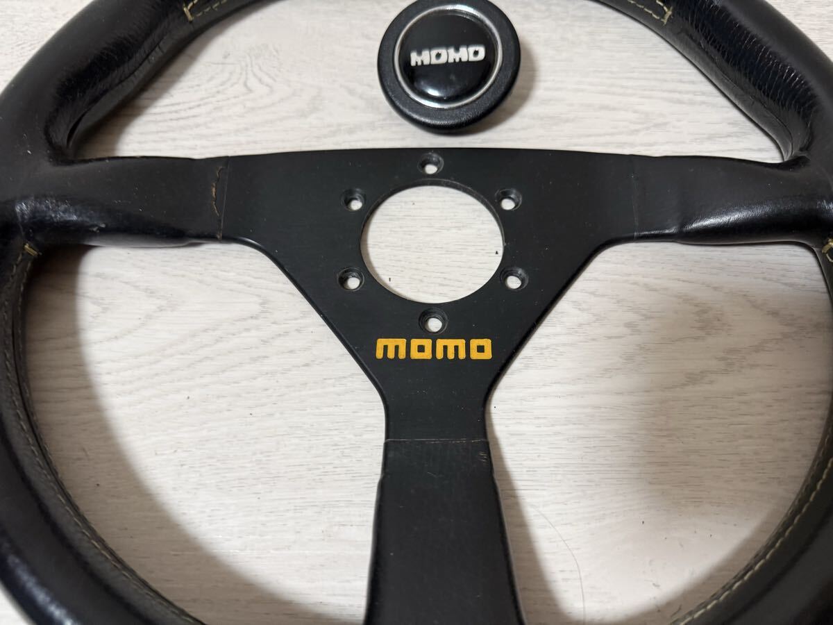 モモ ステアリング MOMO 当時物 旧車 レザーステアリング ハンドル