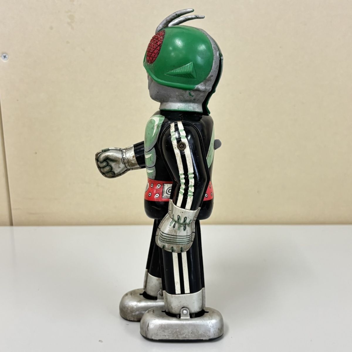 O343-T33-174 ANGEL エンゼル ゼンマイ歩行 仮面ライダー ブリキ製