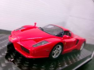 BBR フェラ-リ エンツォの値段と価格推移は？｜34件の売買データから