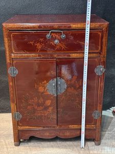 中国 箪笥のYahoo!オークション(旧ヤフオク!)の相場・価格を見る
