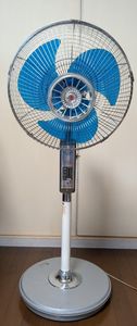 レトロ 扇風機 ナショナルのYahoo!オークション(旧ヤフオク!)の相場