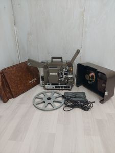 映写機 プロジェクターの値段と価格推移は？｜81件の売買データから