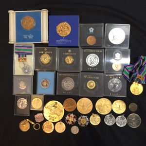天皇御在位五十年記念メダルの値段と価格推移は？｜3件の売買データ