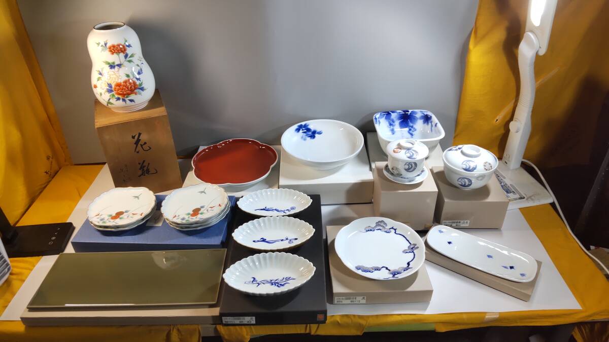 深川製磁 花瓶の値段と価格推移は？｜89件の売買データから深川製磁
