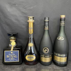 ローヤル 15年 青の値段と価格推移は？｜15件の売買データからローヤル
