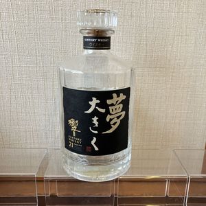 響 空瓶の値段と価格推移は？｜33件の売買データから響 空瓶の価値が