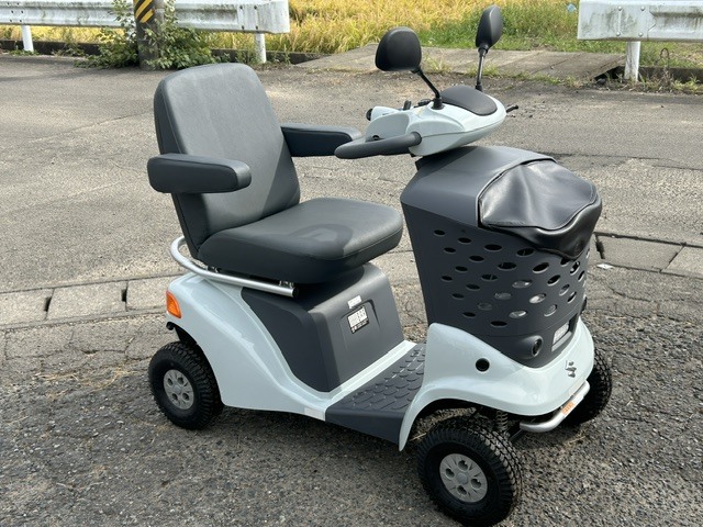 スズキセニアカーの値段と価格推移は？｜54件の売買データからスズキ