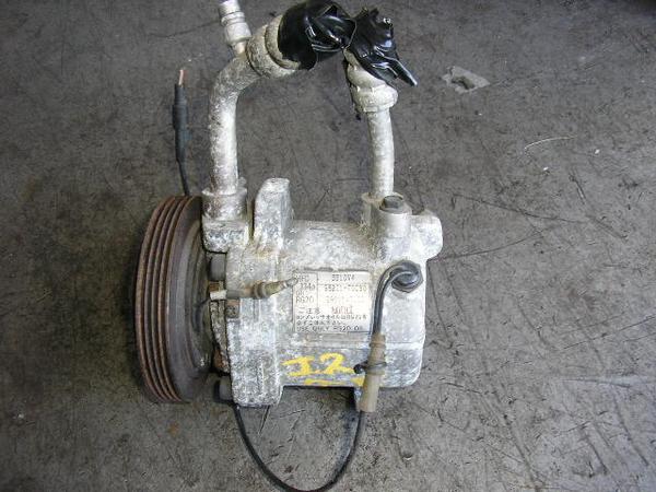 ＴＤ０１Ｗエスクード　コンプレッサー