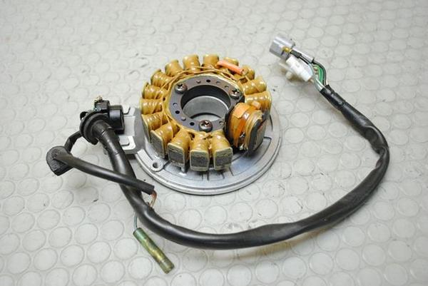 TDR125かな？ジェネレーターコイル_RZ125？RD125？(ヤマハ用)｜売買 