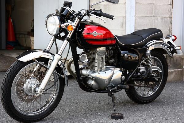 ☆エストレヤRS☆カワサキ伝統の火の玉系カラー☆外装極上車☆(126cc