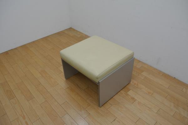 極上美品 cassina カッシーナ エアフレーム 3003 オットマン