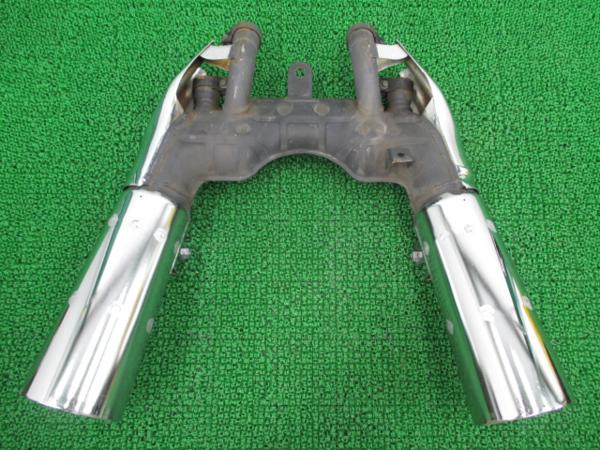 V Max純正サイレンサーマフラー 1ut ノーマル 逆車 車検に マフラー本体 純正 売買されたオークション情報 Yahooの商品情報をアーカイブ公開 オークファン Aucfan Com