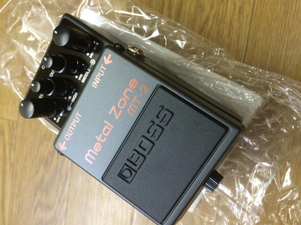 新品ＢＯＳＳエフェクターMT-2メタルゾーン展示品処分特価！