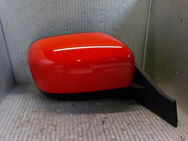 プレマシー マツダ CREW 右ドアミラー (R8088M)