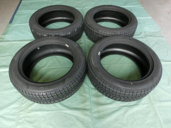 新品スタッドレス ピレリ スコーピオンウインター 255/55-18 4本