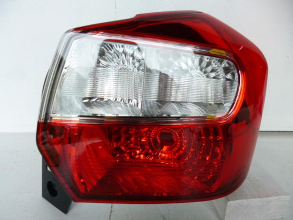 即決 インプレッサ XV GP7 純右 テール (M046211)