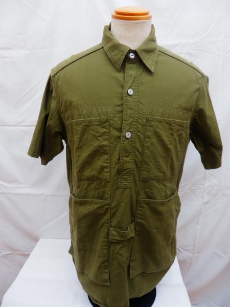 SASSAFRAS TREE CHOPPER HALF 1/2 シャツ　サイズXL 　 A00462