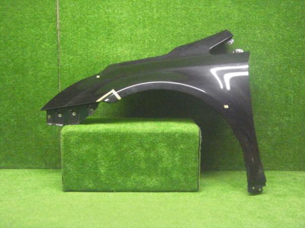 YP21733 アベンシス　ZRT272W　左フェンダー