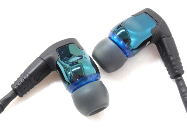 中古 Ultimate Ears Triple.fi 10 PRO カナル イヤホン T1278040