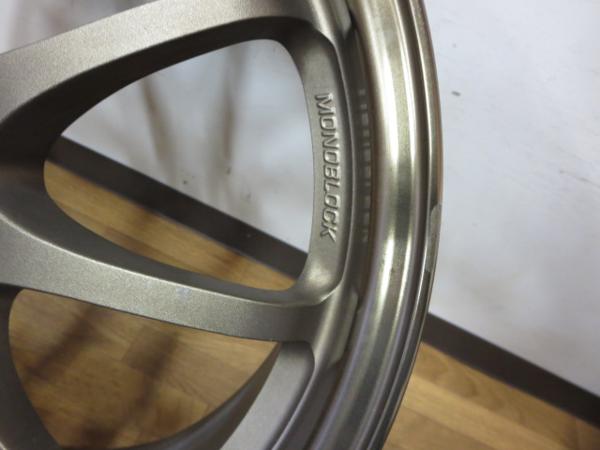 RAYS CE28 18in7.5J+47 5穴PCD100 レガシー 86 BRZ プリウス