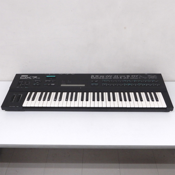 ジャンク品 YAMAHA/ヤマハ シンセサイザー DX-7 Ⅱ-D ケース付(ヤマハ)｜売買されたオークション情報、yahooの商品情報を ...