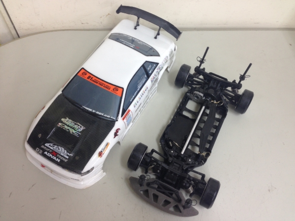 中古 ヨコモ ドリフトパッケージ 組立済 PS13 シルビアボディ