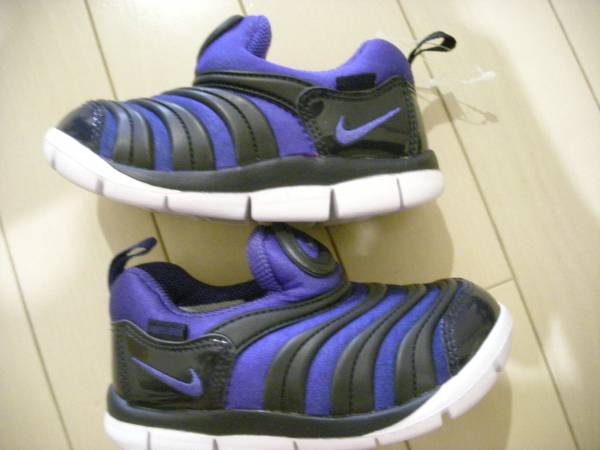 新品 14cm ナイキ ダイナモフリー nike スリッポン スニーカー