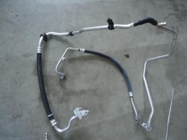 N BOX JF1 純正フロントエアコンパイプセット　(4AU1684R5